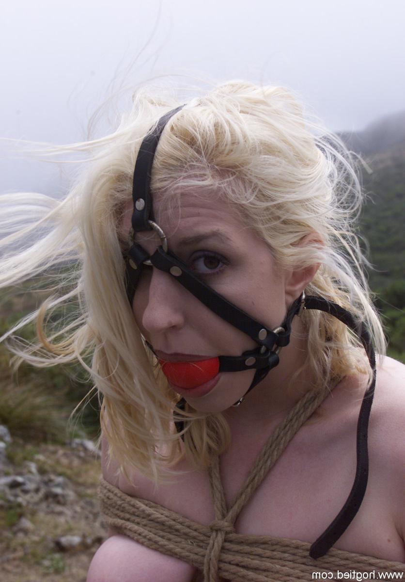 20P Blonde MILF with big tits Cowgirl gets tied up and tormented on the mountain