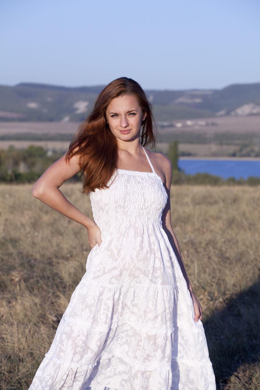 20P Erotic Beauty Mishel C