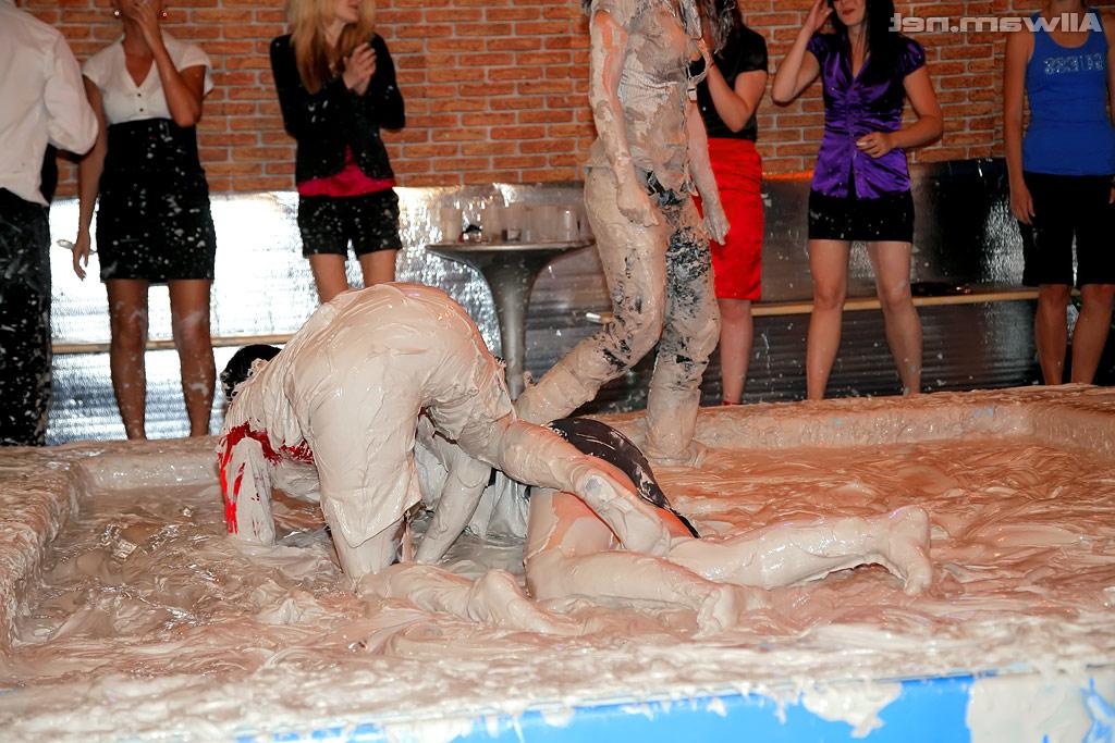16P Crazy fetish ladies spend some good time having a messy catfight