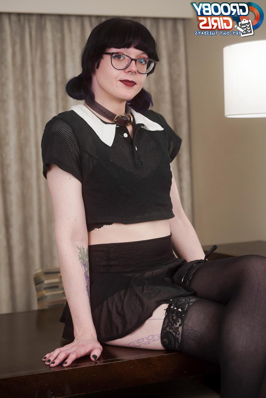 16P Dark haired tranny in glasses Alyssa de Vil exposes her hard dick