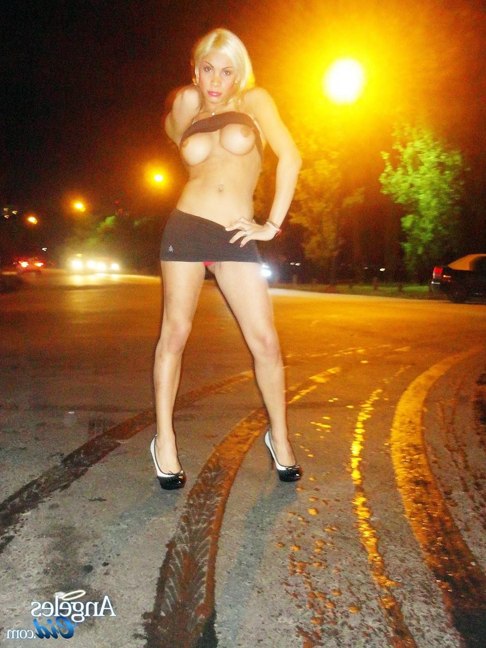15P Angeles Cid Oficial interpretada por Angeles Cid Nude Pics
