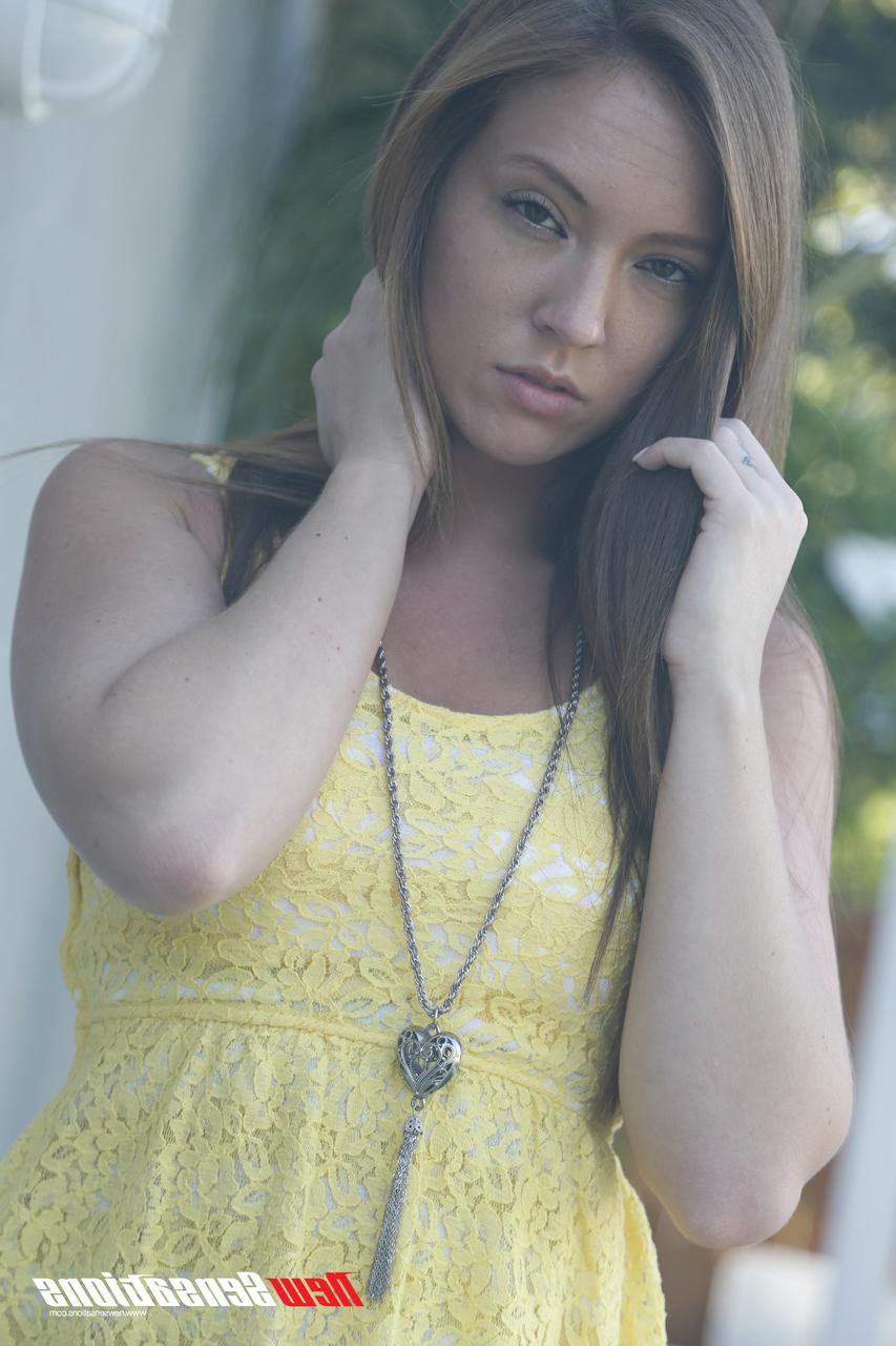 20P Cutie Maddy O'Reilly enjoys steamy sex action with her man in the shower