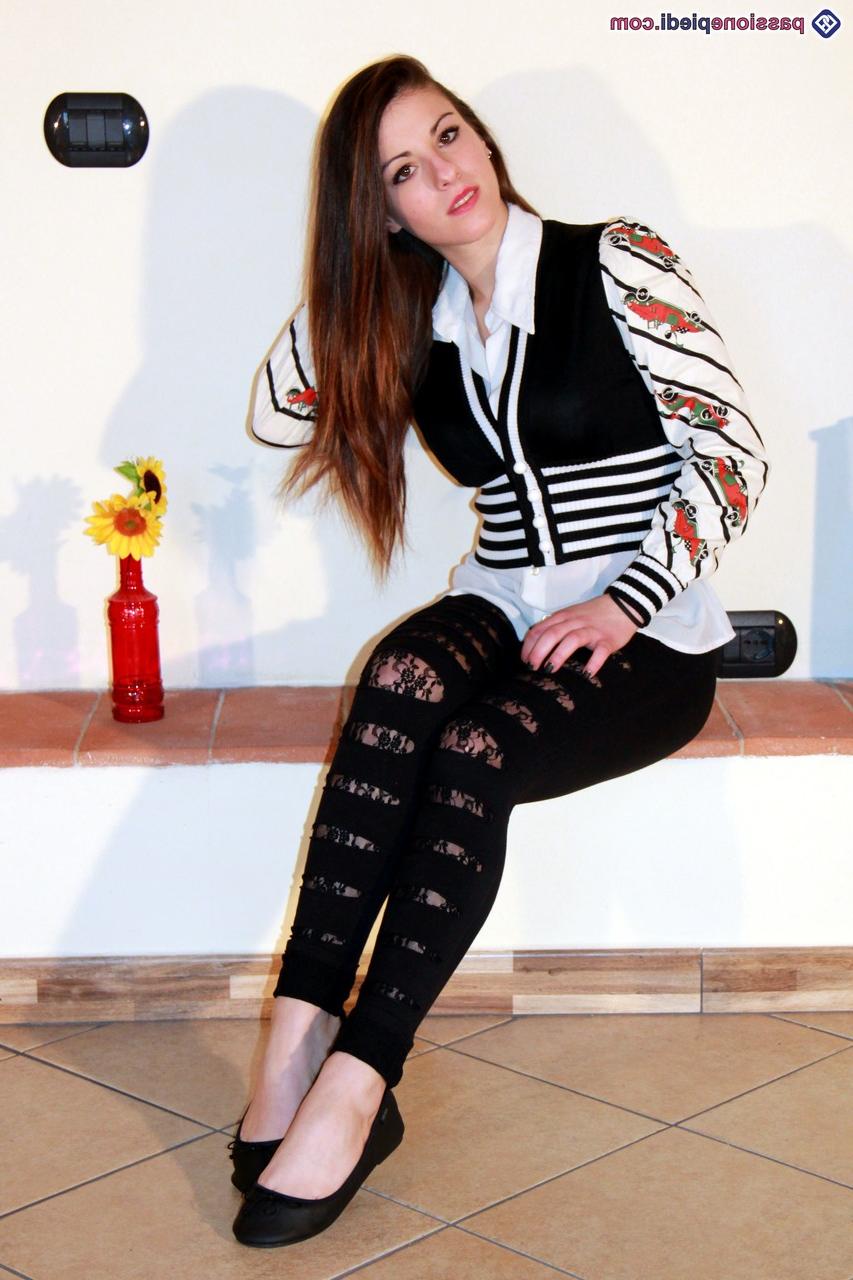 10P Hot brunette Bianca fully clothed flaunting her sexy naked feet