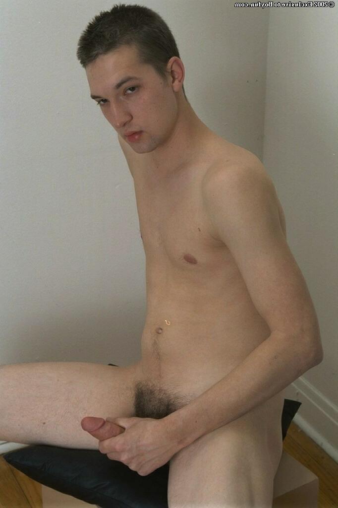 20P Boy Fun Jonnie