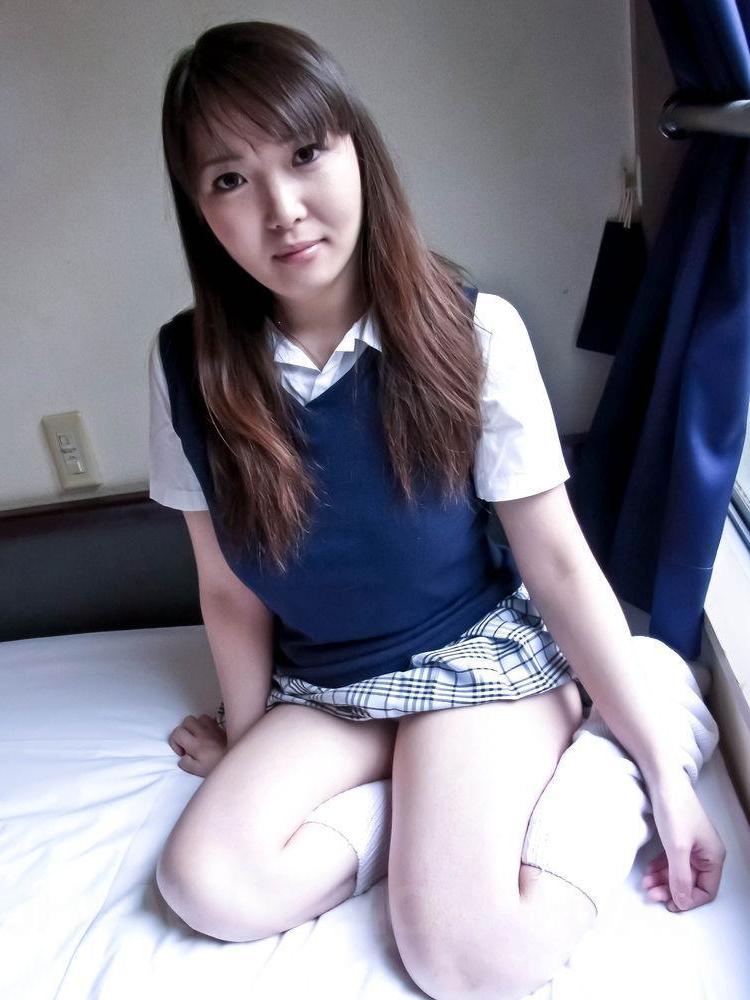 15P Japanese student Haruka Ohsawa unveils her big tits and cotton underwear too