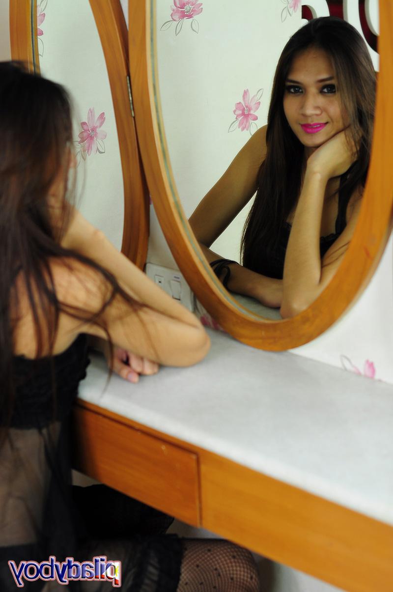 14P PI Ladyboy featuring Analeigh Porn Pics