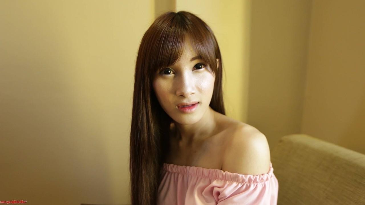 12P Hello Ladyboy featuring Phoo XXX Pics