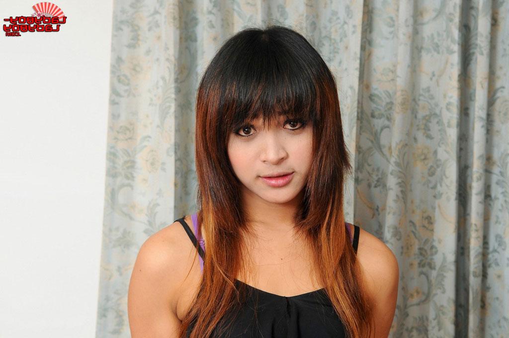 13P Ladyboy Ladyboy Nu Fotos pornográficas